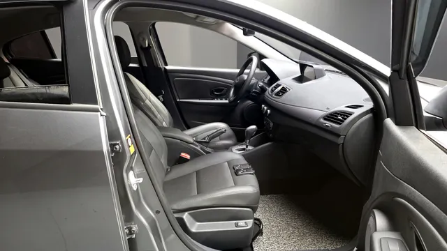 Renault SM3