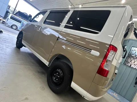 Toyota TownAce Van