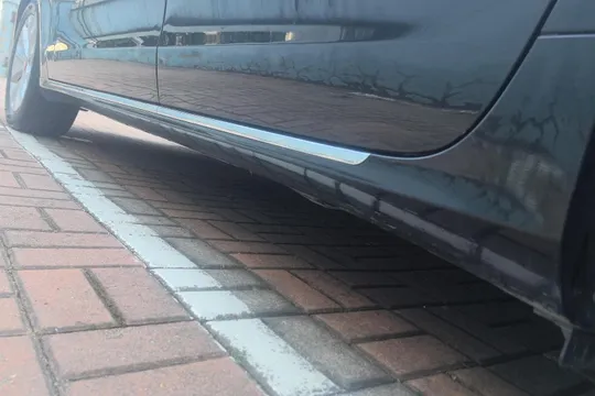 Hongqi H7