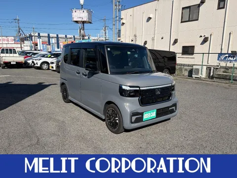 Honda N-BOX Custom