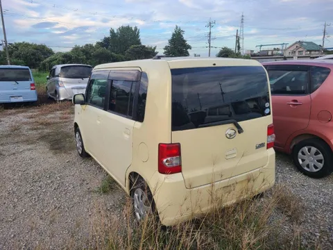 Daihatsu Move Conte