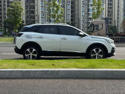 Peugeot 4008