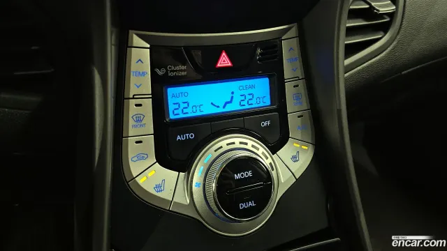 Hyundai Elantra (Avante)