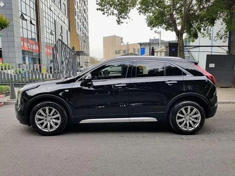 Cadillac XT4