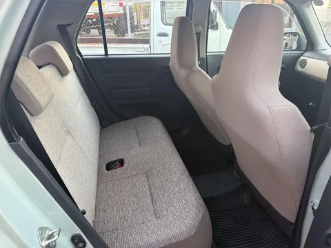 Daihatsu Mira Tocot