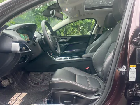 Jaguar XEL
