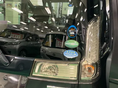 Suzuki Spacia