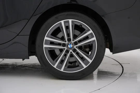 BMW BMW