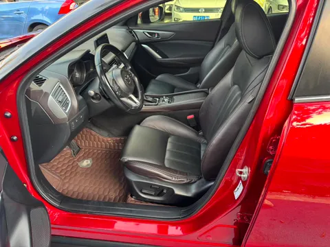 Mazda CX-4