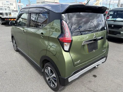Mitsubishi eK X