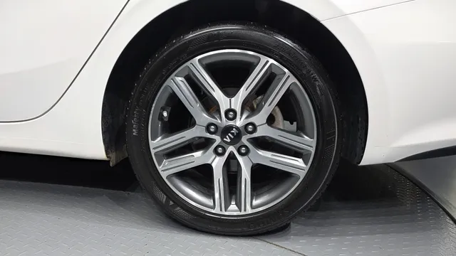 Kia Cerato (K3)