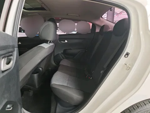 Kia K2