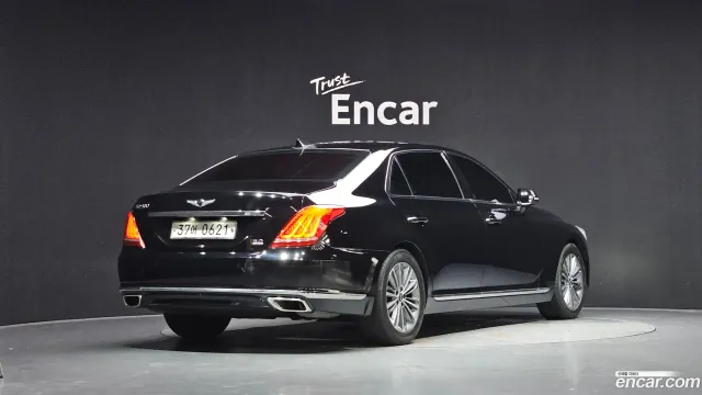 Genesis G90 (EQ900)