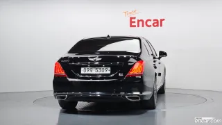 Genesis G90 (EQ900)