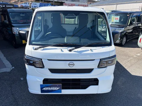 Nissan Clipper Truck