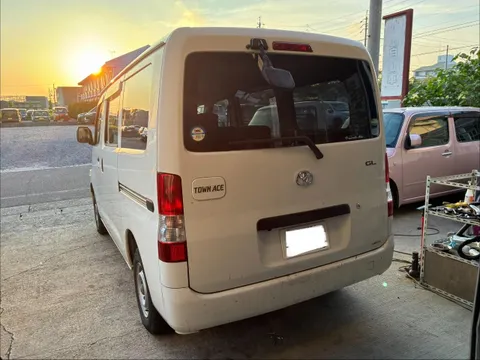 Toyota TownAce Van