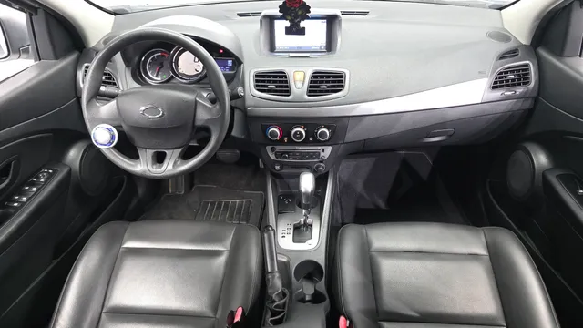 Renault SM3