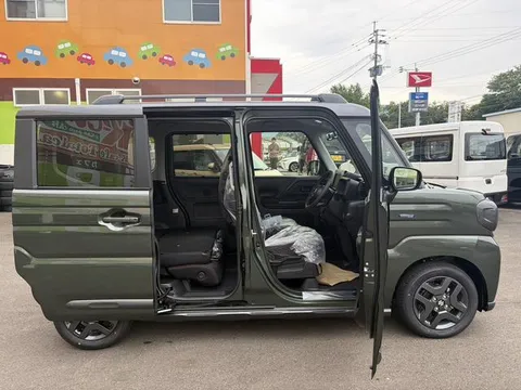 Suzuki Spacia Gear