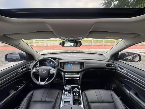 Gac GS8