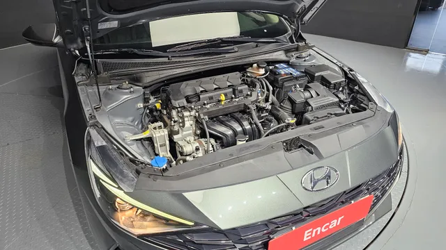Hyundai Elantra (Avante)
