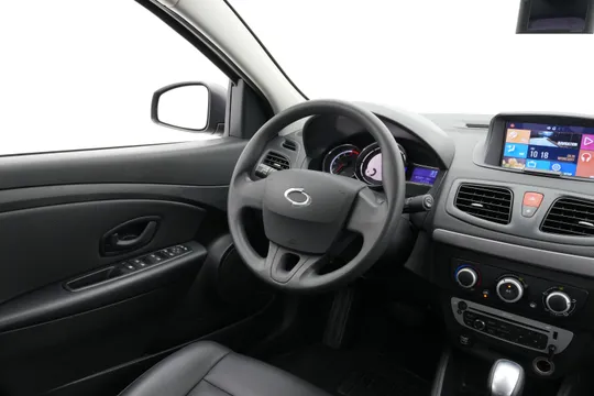 Renault SM3