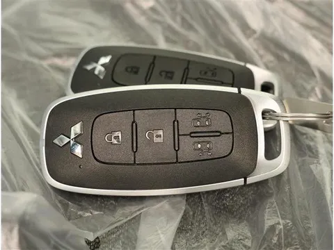 Mitsubishi Delica Mini