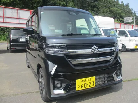 Suzuki Spacia Custom