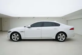 Jaguar XFL
