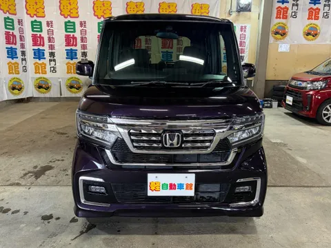 Honda N-BOX Custom