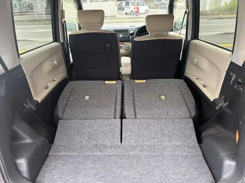 Subaru Lucra