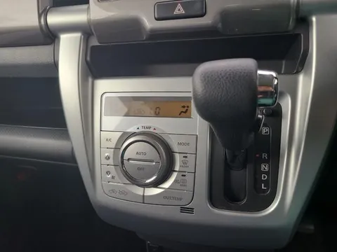 Mazda Flair Crossover