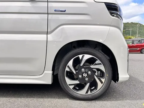 Suzuki Spacia Custom