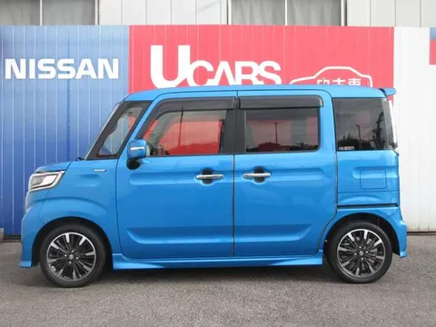 Suzuki Spacia