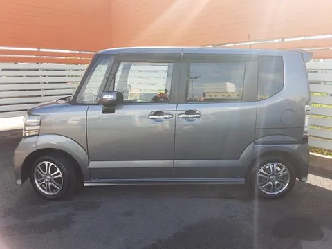 Honda N-BOX Plus Custom