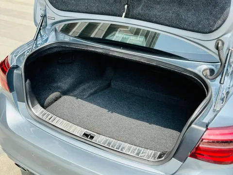Infiniti Q50L