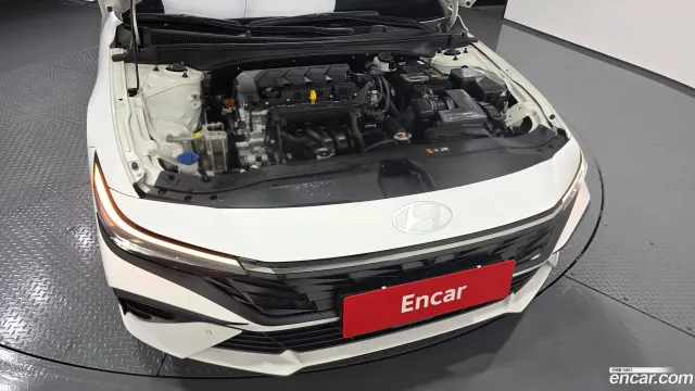 Hyundai Elantra (Avante)
