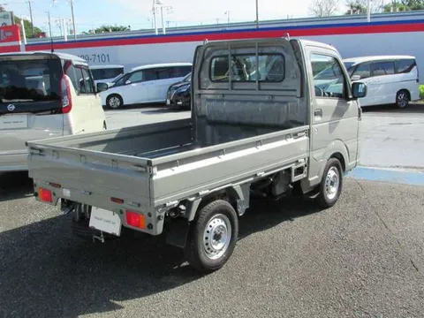 Nissan Clipper Truck
