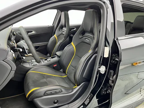 Mercedes-Benz Mercedes-Benz GLA