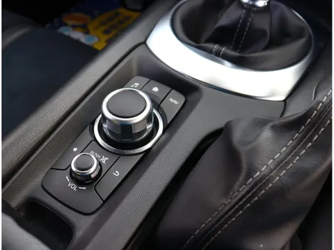 Mazda MX-5 (Roadster)