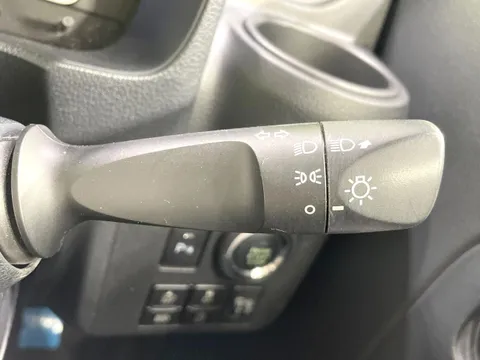 Daihatsu Mira Tocot