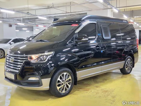 Hyundai Grand Starex