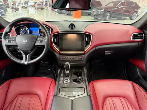 Maserati Ghibli
