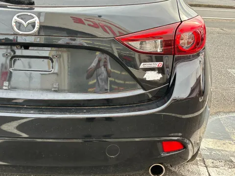 Mazda Axela Sport