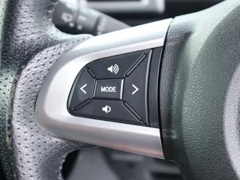Toyota Pixis Mega