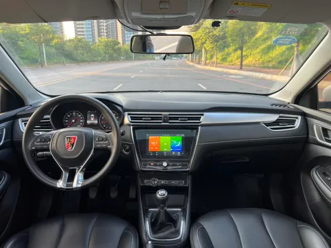 Roewe i5