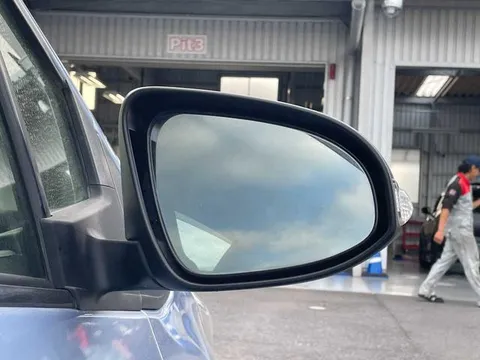 Toyota Yaris (Vitz)