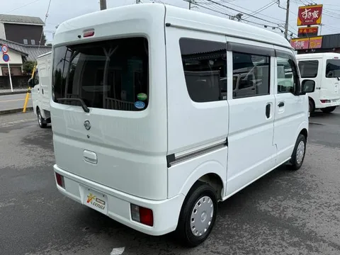 Nissan Clipper