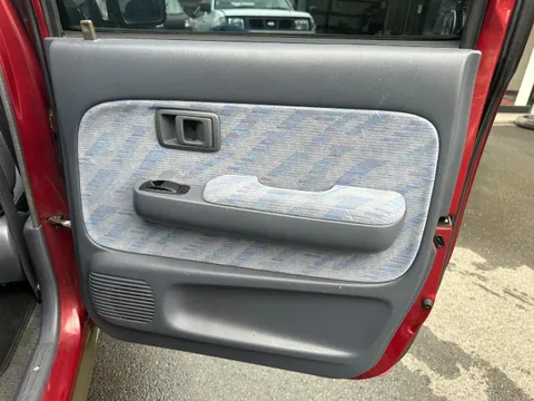 Toyota Hilux Sports Pick Up