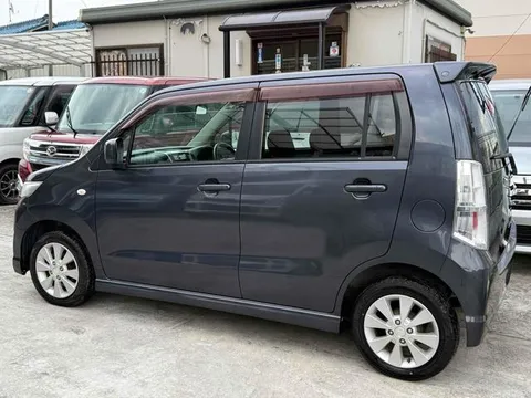 Suzuki Wagon R Stingray