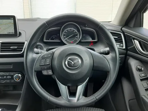 Mazda Axela Sport